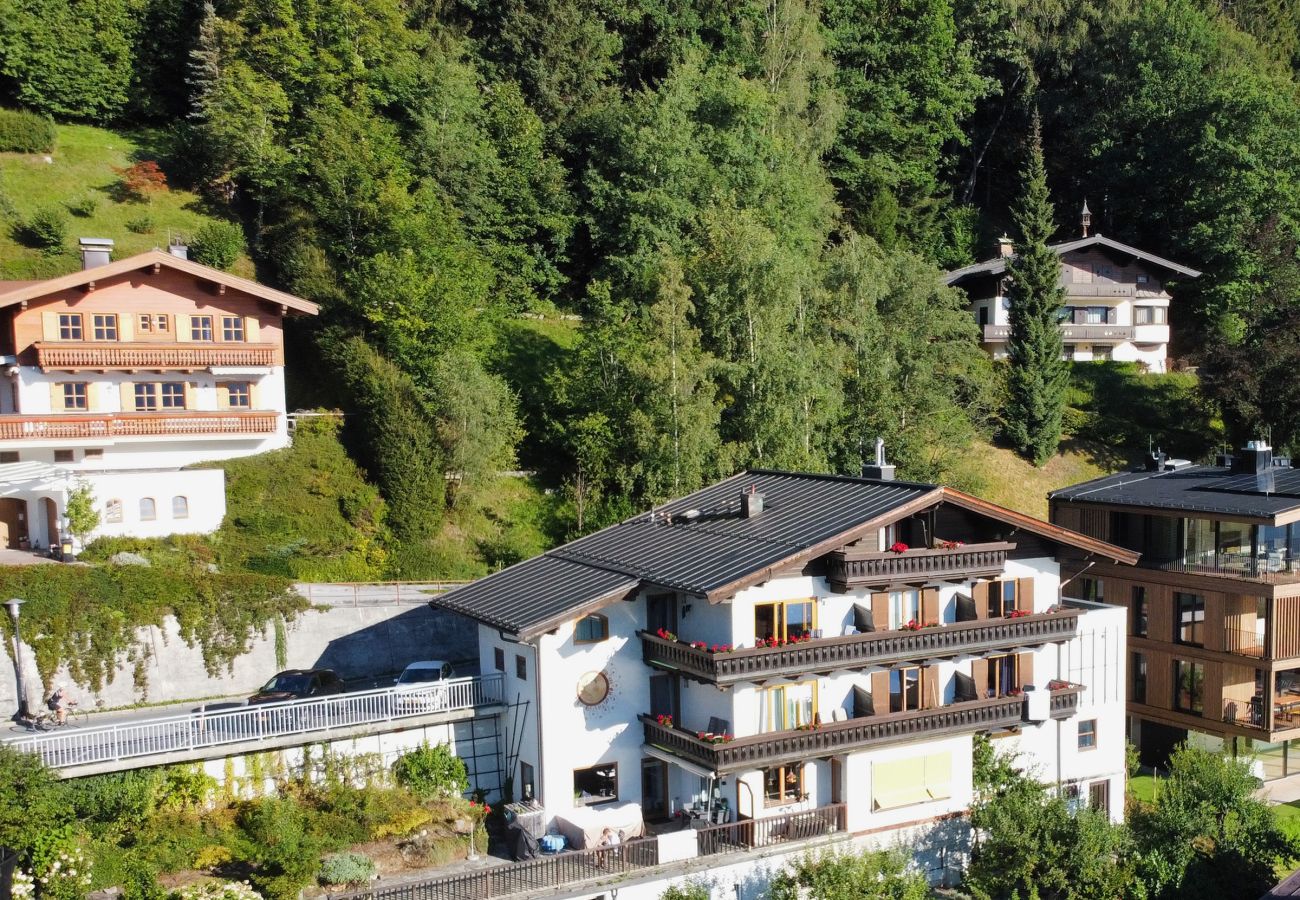 Ferienwohnung in Zell am See - Apartments Haus Altenberger - Bergblick